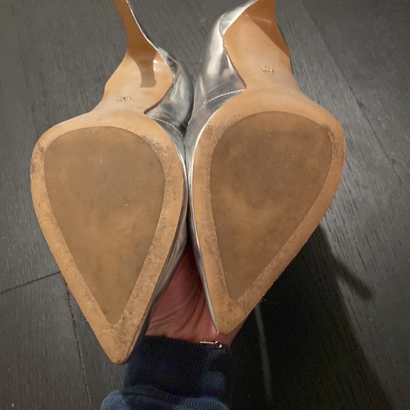 Kenneth Cole metallic heels - Picture 3 of 3